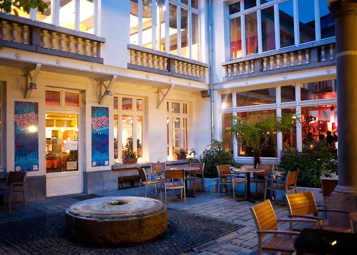 Hi Brussels Jacques Brel Hostel